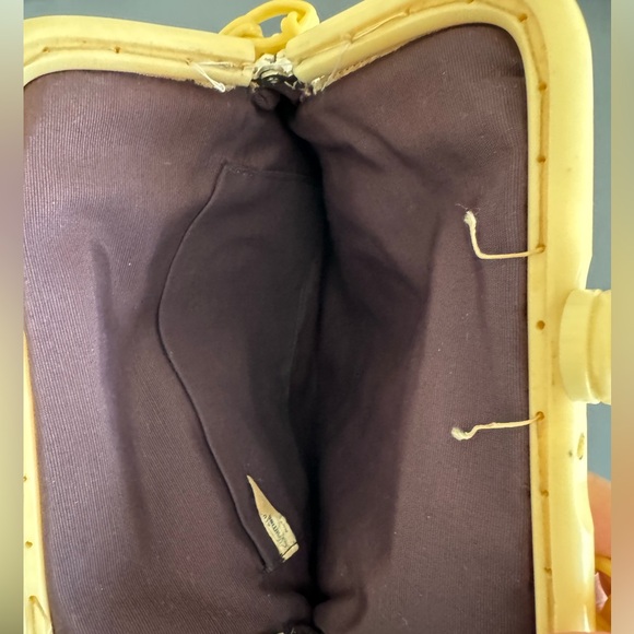 1940s Vintage Whiting & Davis Alumesh Handbag, Bakelite Handle Aluminum beaded - Picture 10 of 11